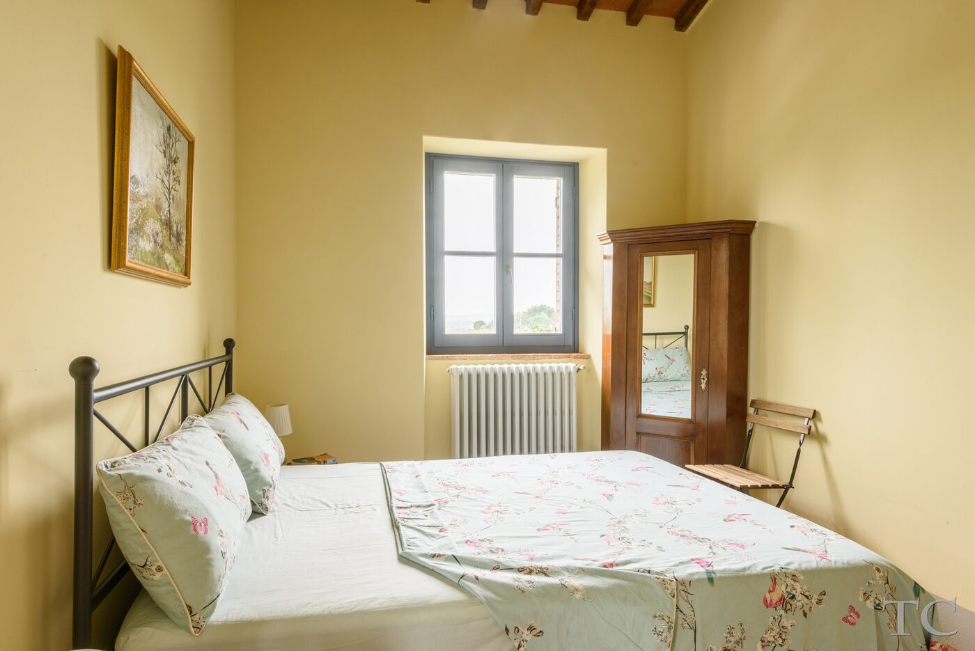 Double bedroom with loggia