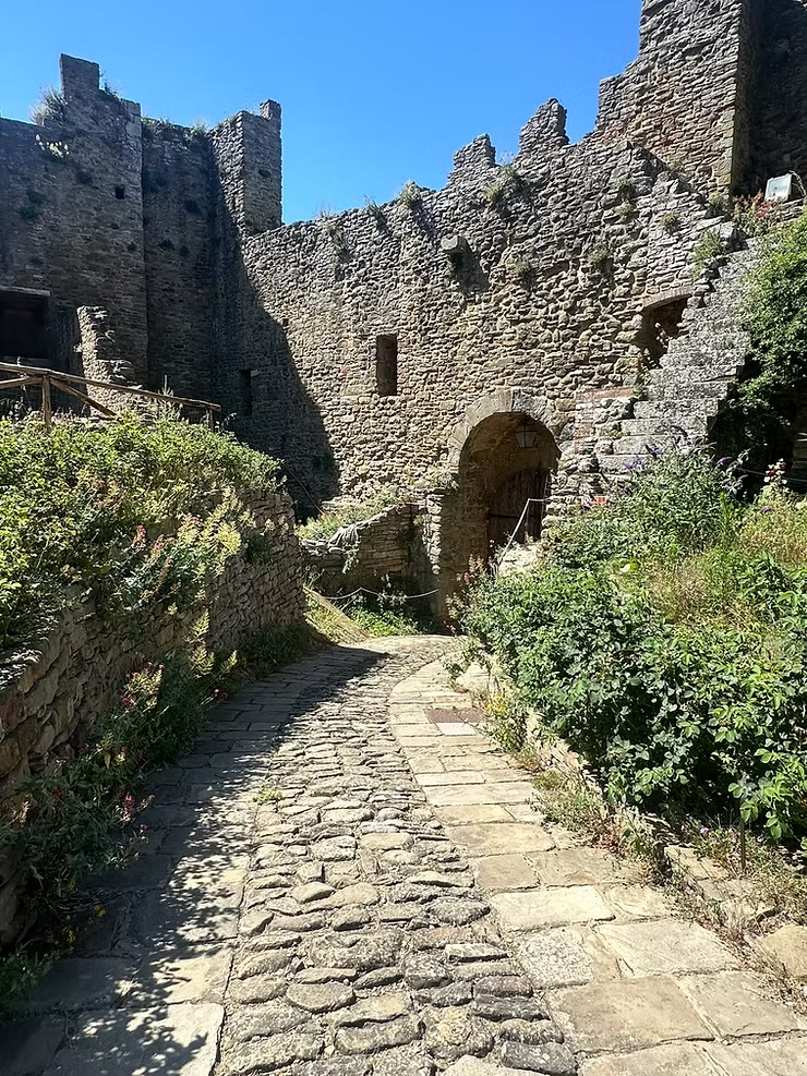Entrance to Castello di Montecchio Vesponi