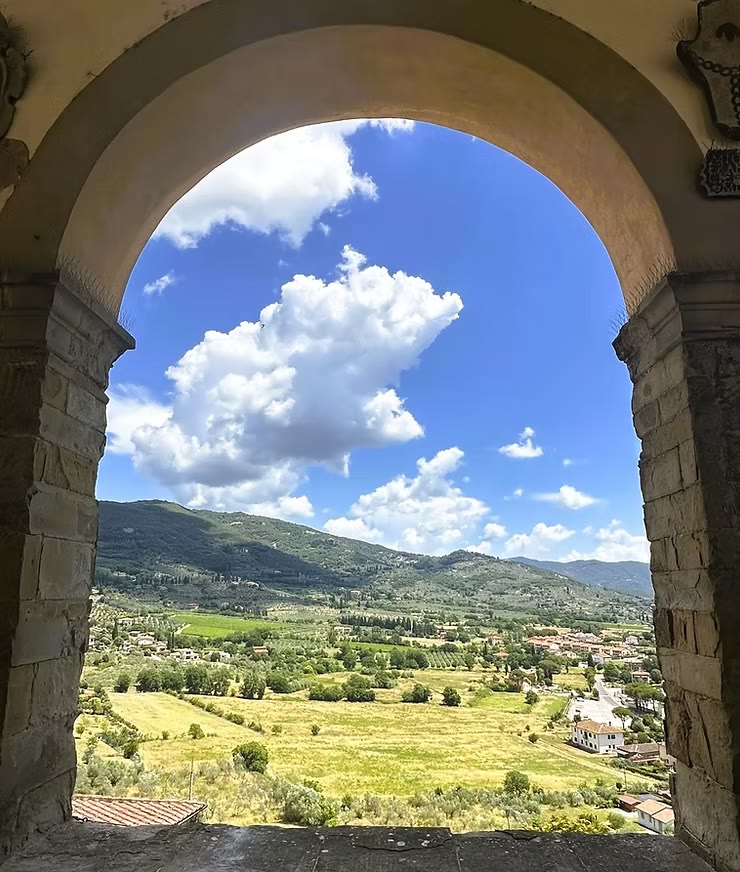 The view from Castiglion Fiorentino over the Valdichiana, Tuscany