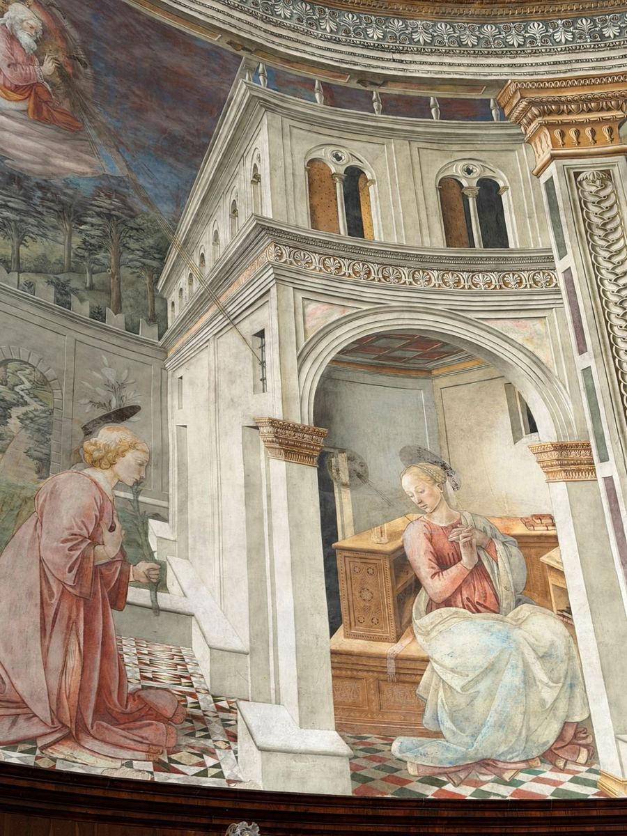 Filippo Lippi's Annunciation fresco in the apse of Spoleto Cathedral